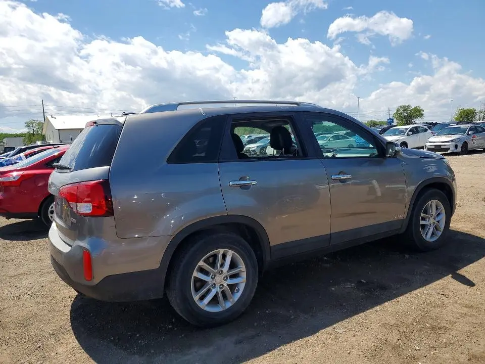 2015 KIA SORENTO LX  