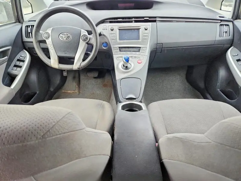 2015 TOYOTA PRIUS THREE  