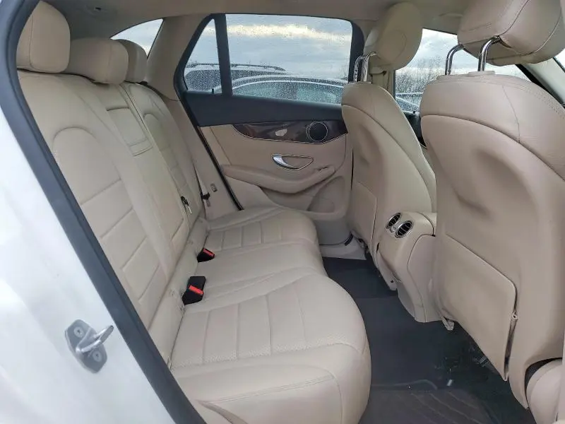 2017 MERCEDES-BENZ GLC 300 4MATIC  