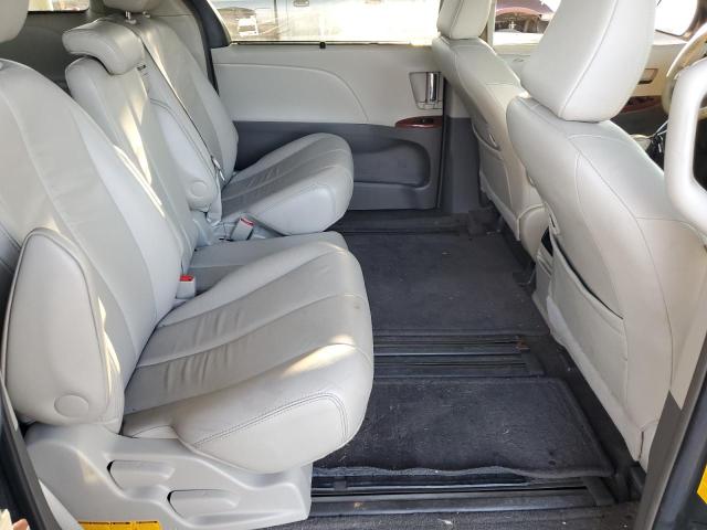 2012 TOYOTA SIENNA XLE