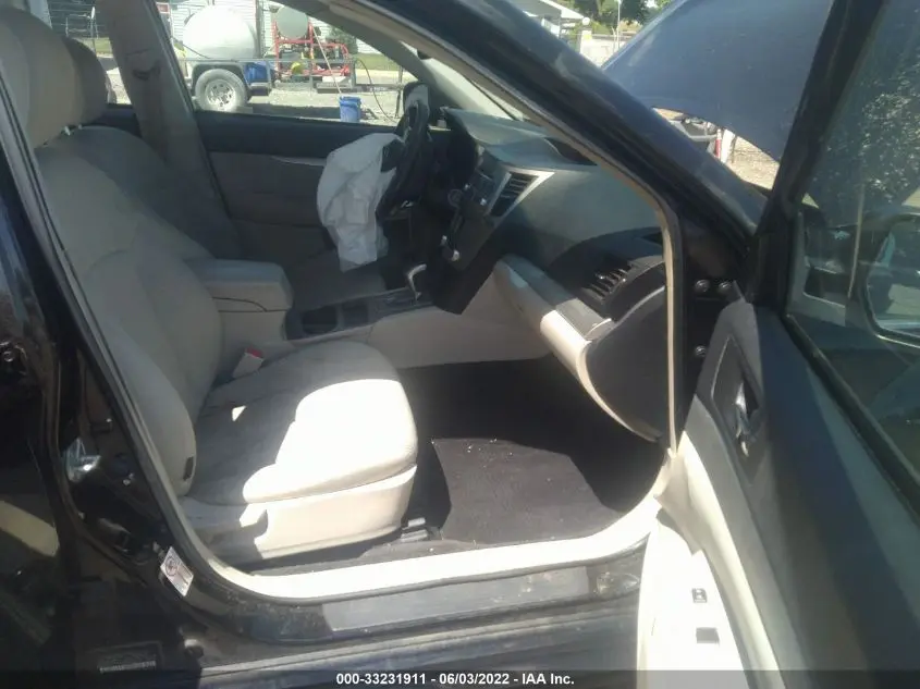 2011 SUBARU LEGACY 2.5I PREM AWP/PWR MOON