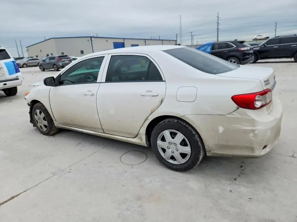 2011 TOYOTA COROLLA BASE  