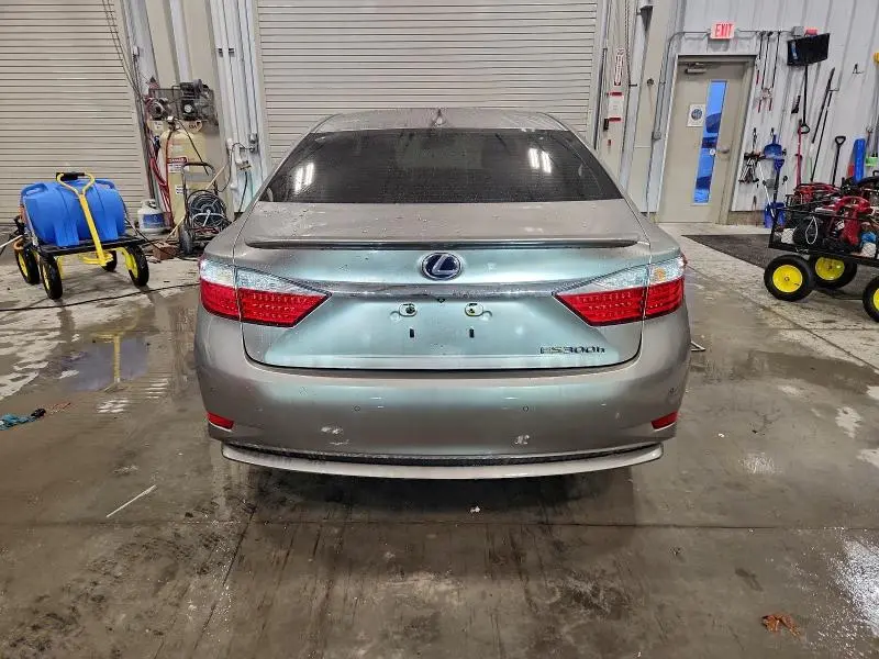 2015 LEXUS ES 300H  