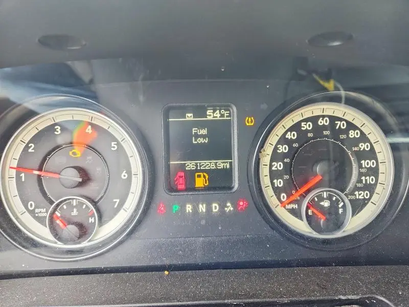 2014 RAM 1500 ST  