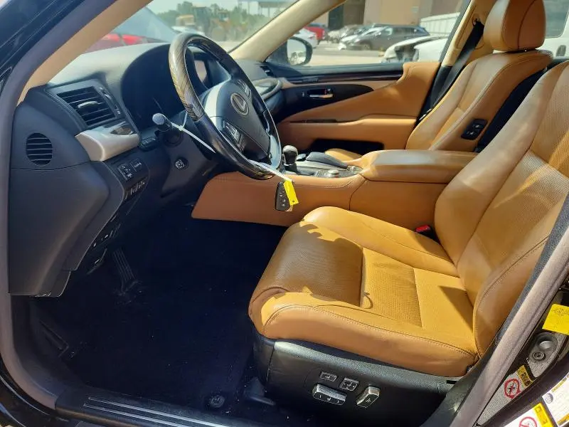 2014 LEXUS LS 460  