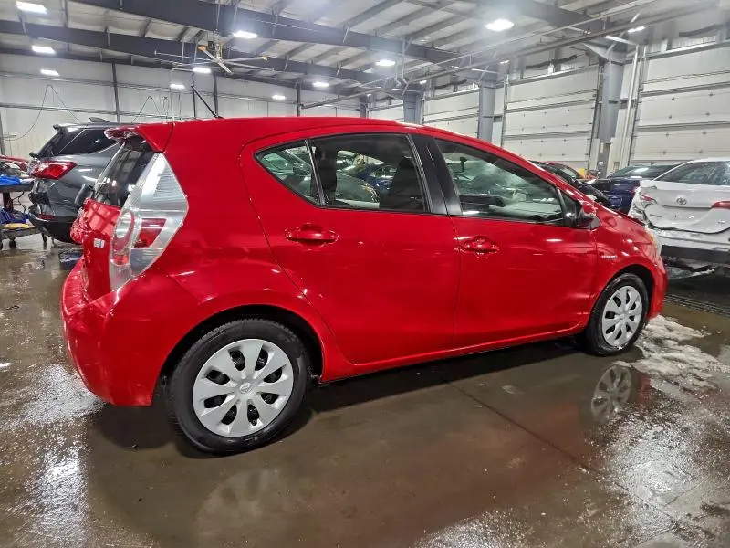 2013 TOYOTA PRIUS C   