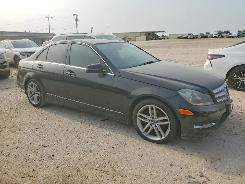 2013 MERCEDES-BENZ C 250  