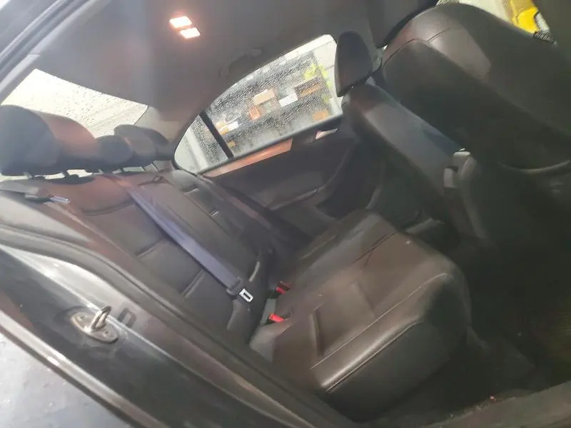 2017 VOLKSWAGEN JETTA SE  