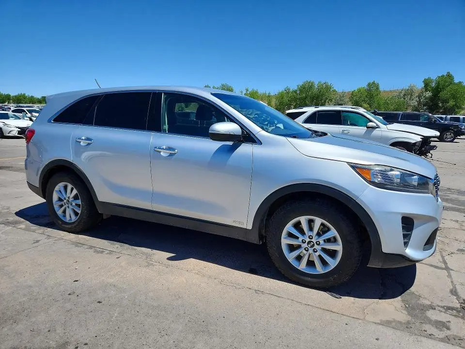 2019 KIA SORENTO LX V6  