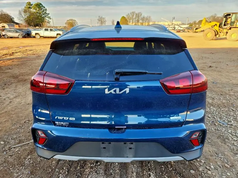 2022 KIA NIRO LX  