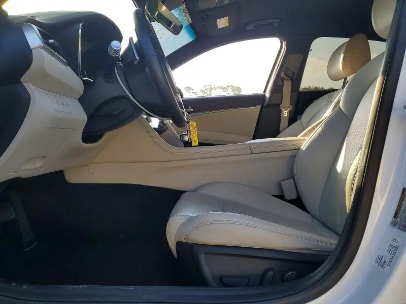 2024 GENESIS G70 2.5T STANDARD  