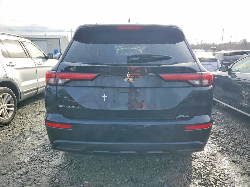 2022 MITSUBISHI OUTLANDER ES  