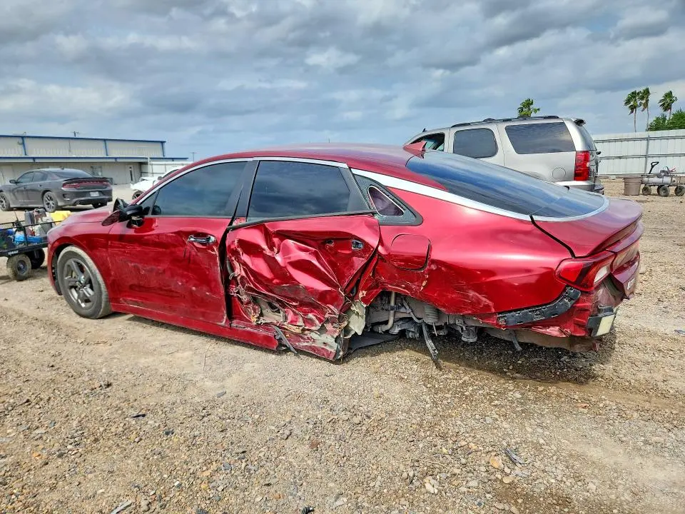 2021 KIA K5 LXS  