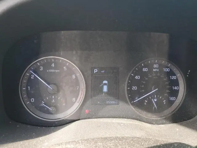 2018 HYUNDAI TUCSON SE  