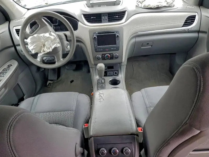 2016 CHEVROLET TRAVERSE LS  