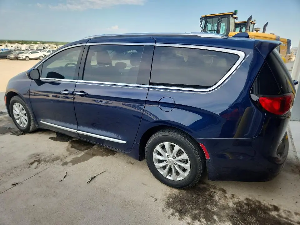 2018 CHRYSLER PACIFICA TOURING L PLUS  