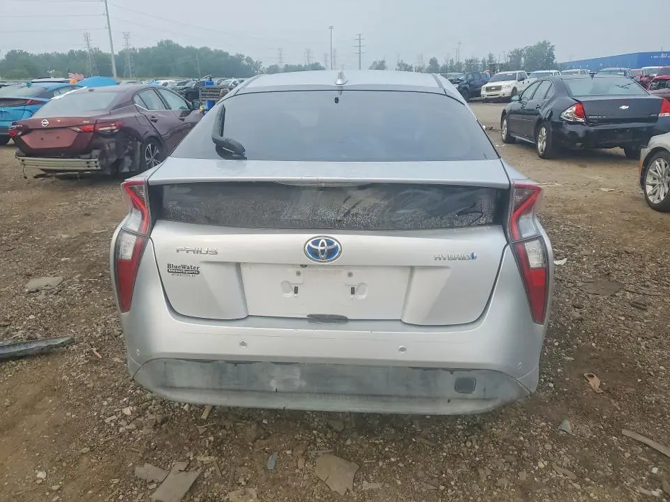 2017 TOYOTA PRIUS THREE  
