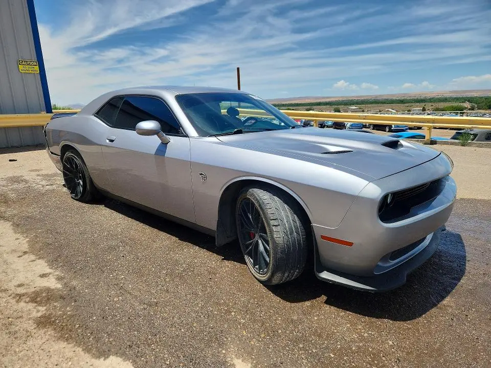 2016 DODGE CHALLENGER SRT HELLCAT  