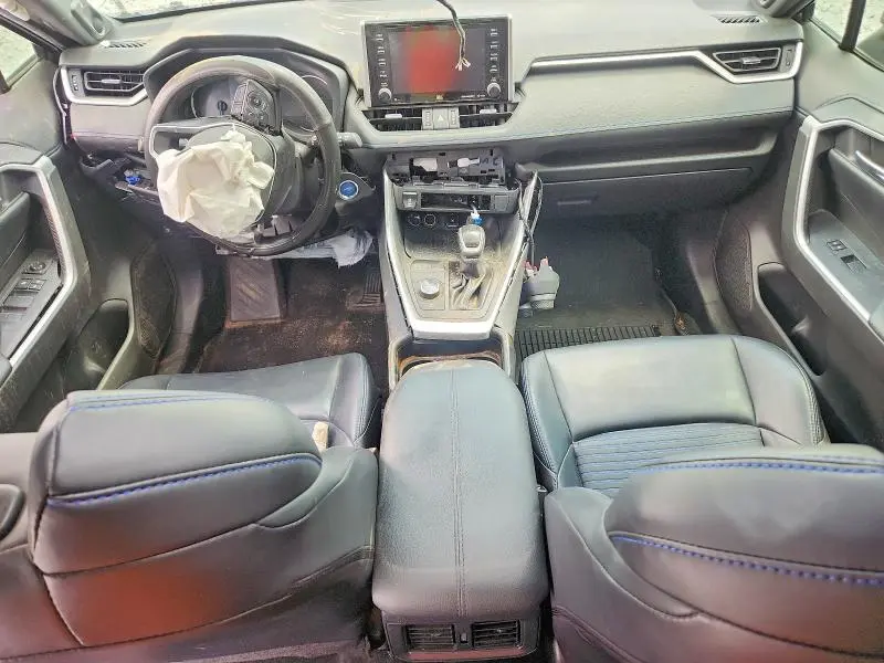 2020 TOYOTA RAV4 XSE  