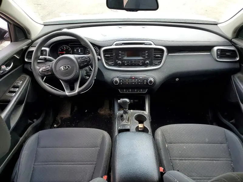 2017 KIA SORENTO L  