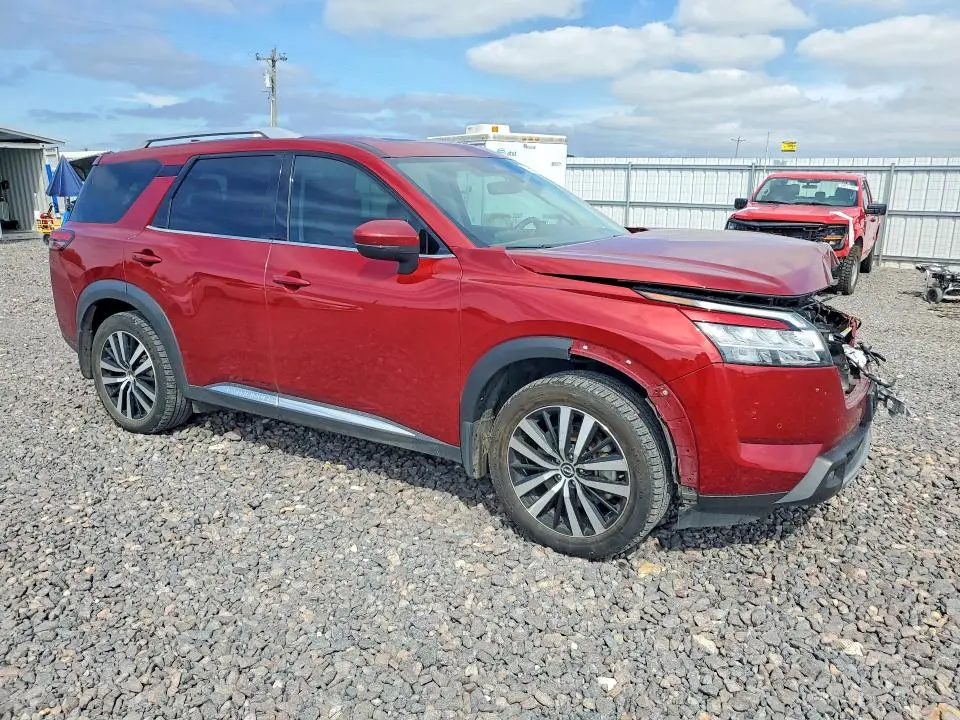 2023 NISSAN PATHFINDER PLATINUM  