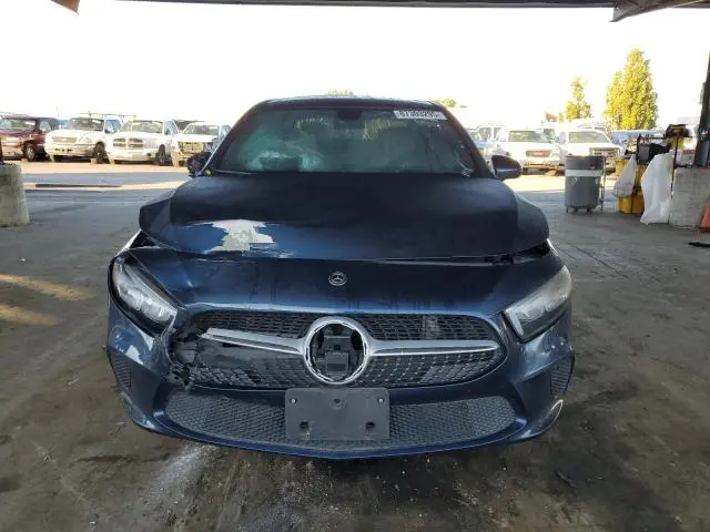 2020 MERCEDES-BENZ A 220  