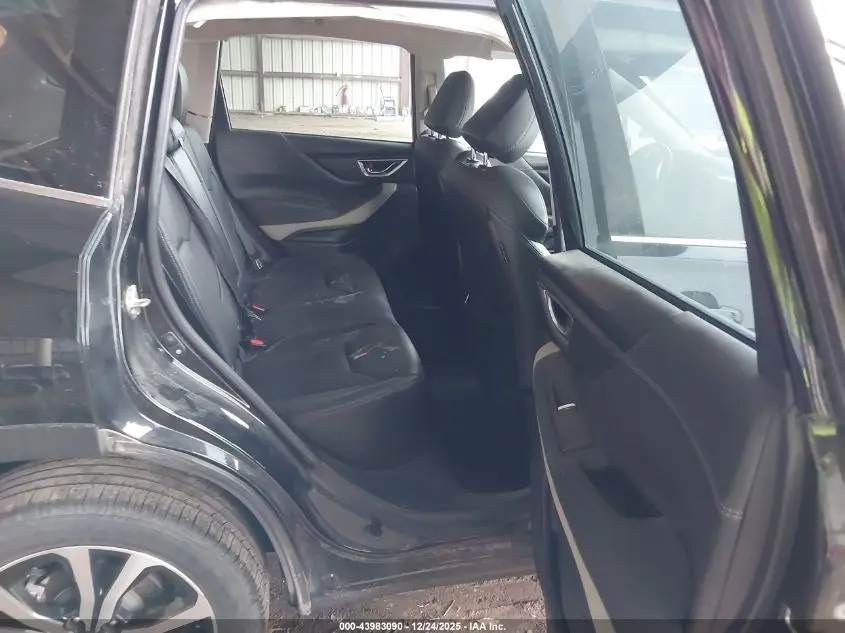 2023 SUBARU FORESTER LIMITED