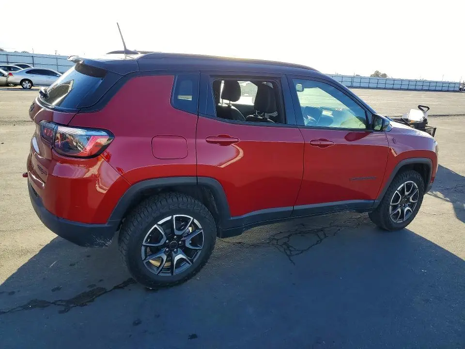 2025 JEEP COMPASS TRAILHAWK  