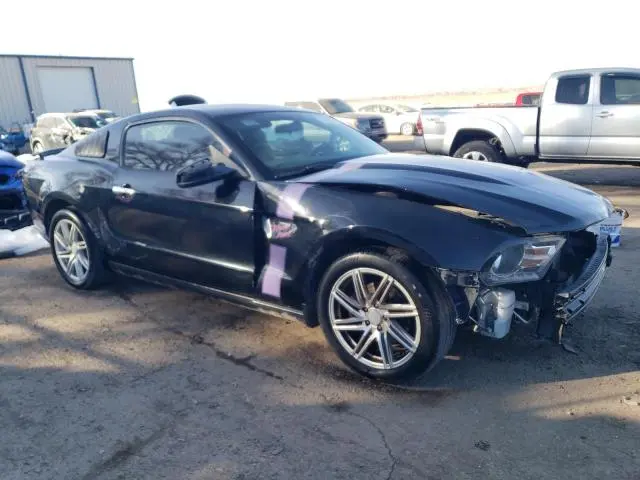 2011 FORD MUSTANG   