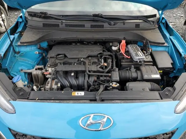 2022 HYUNDAI KONA SE  