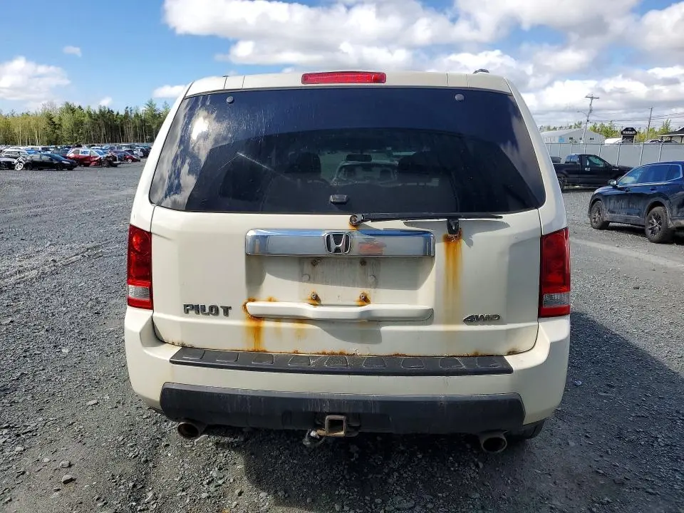 2011 HONDA PILOT EX  