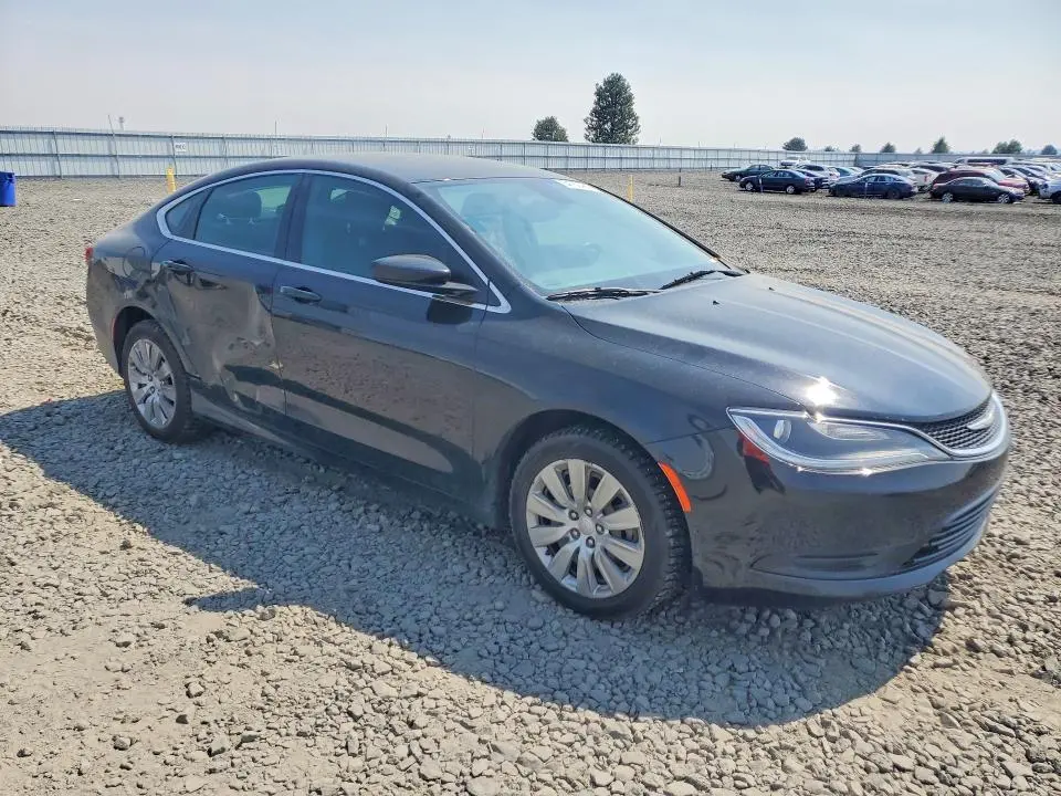 2016 CHRYSLER 200 LX  