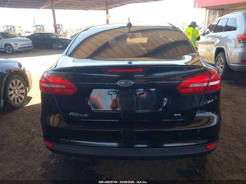 2017 FORD FOCUS SE