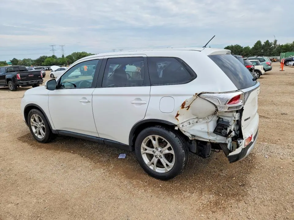 2015 MITSUBISHI OUTLANDER SE  