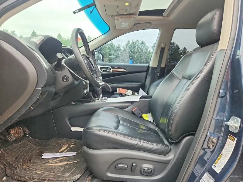 2015 NISSAN PATHFINDER S  
