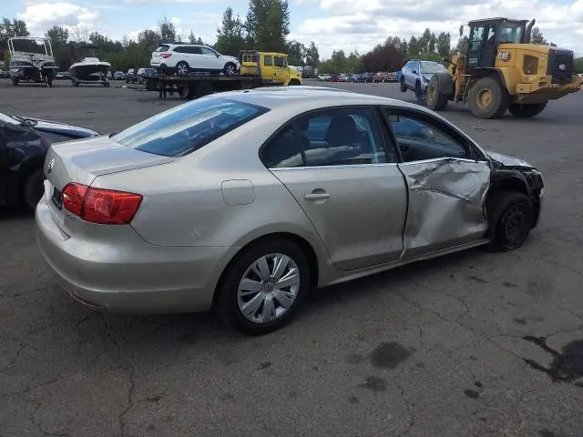 2013 VOLKSWAGEN JETTA SE  