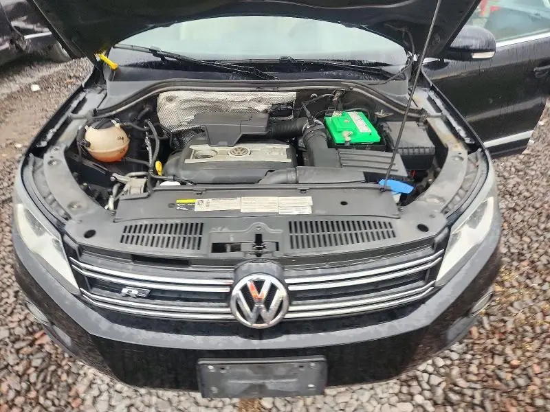 2016 VOLKSWAGEN TIGUAN   