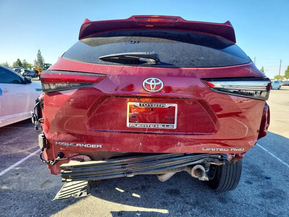 2023 TOYOTA HIGHLANDER LIMITED  