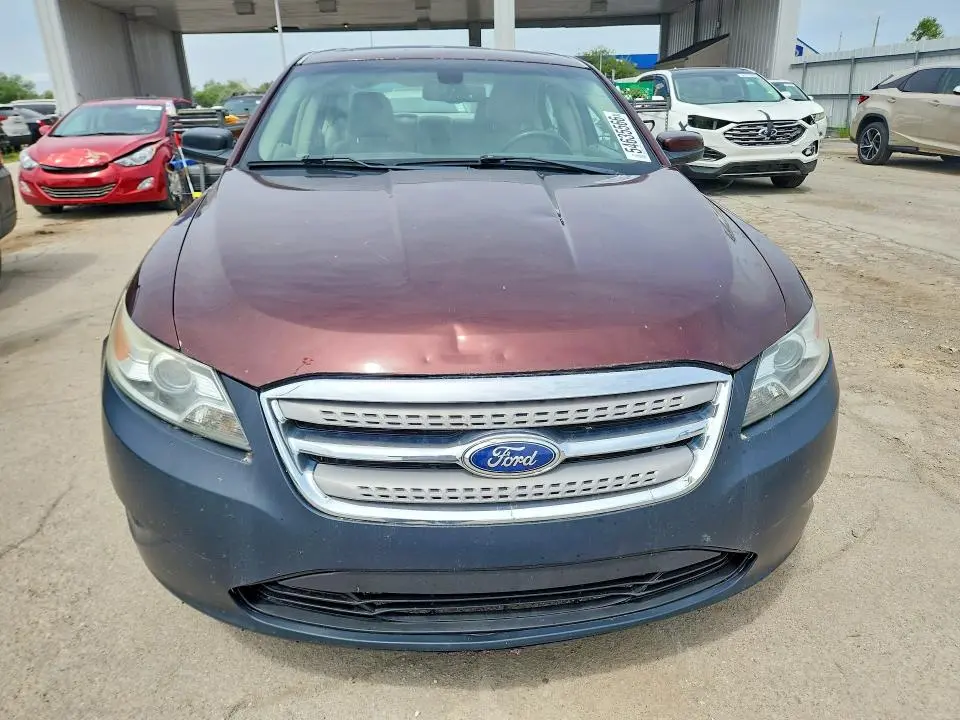 2012 FORD TAURUS SEL  