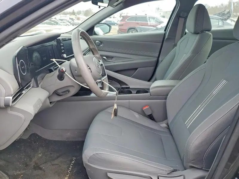 2021 HYUNDAI ELANTRA SEL  