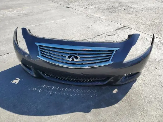 2011 INFINITI G37 BASE  