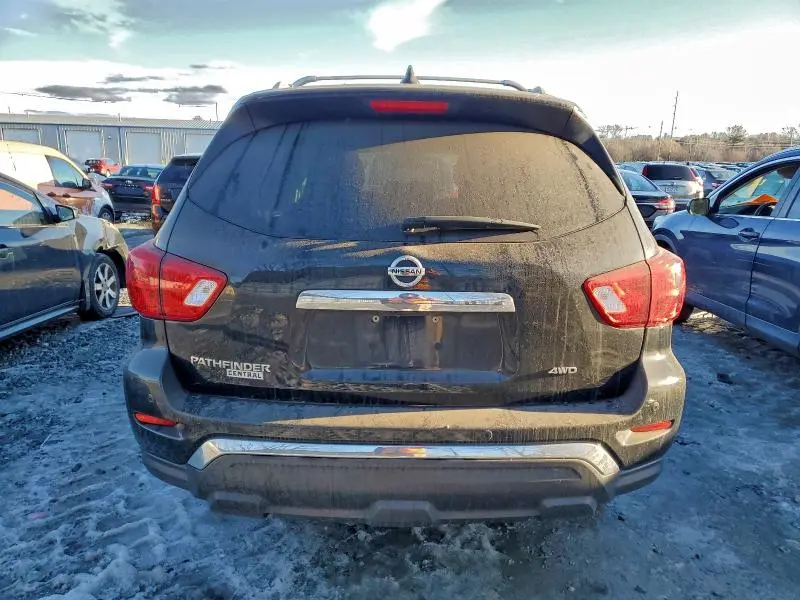 2019 NISSAN PATHFINDER S  