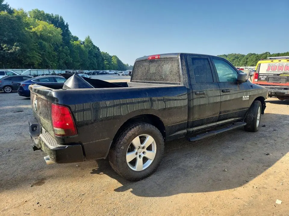 2015 RAM 1500 ST  