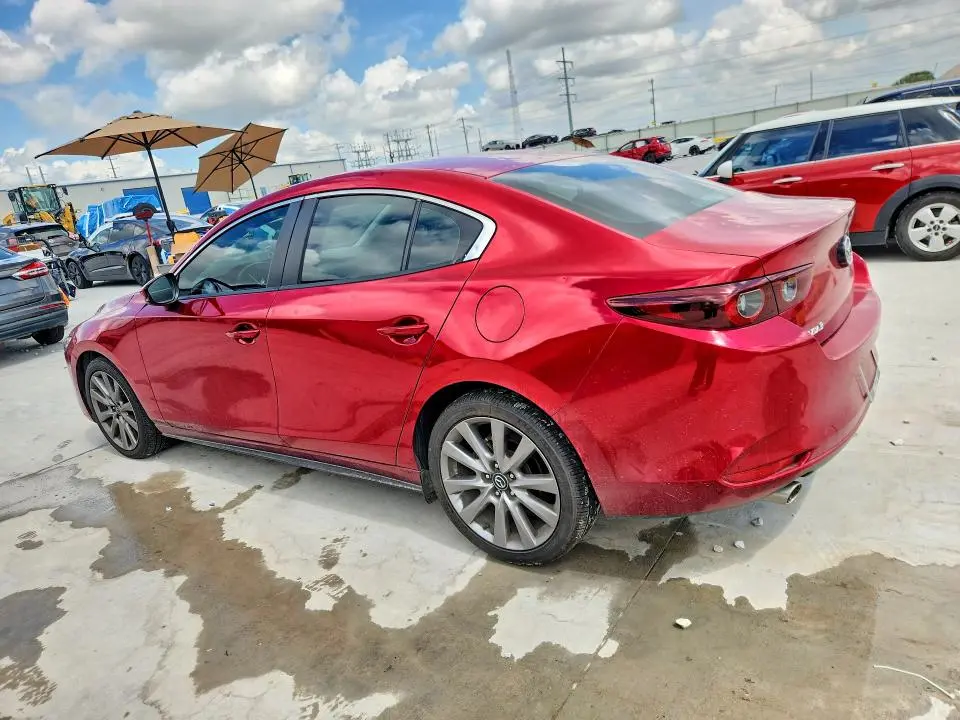 2022 MAZDA 3 SELECT  