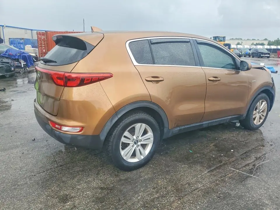 2017 KIA SPORTAGE LX  
