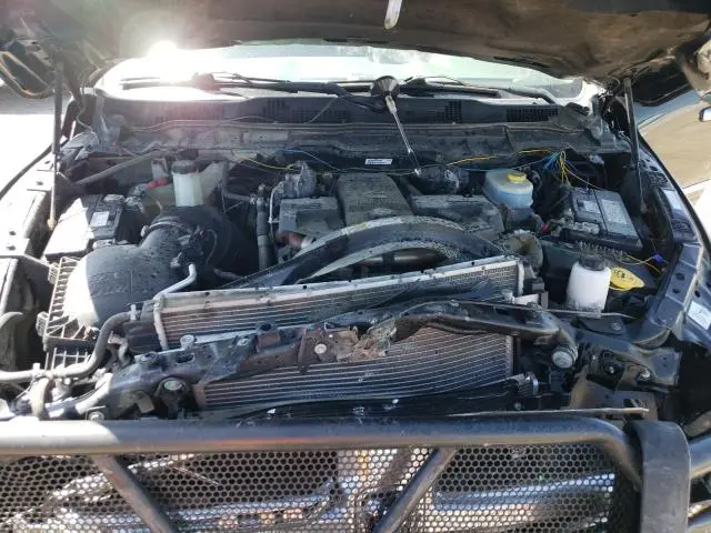 2014 RAM 3500 SLT  
