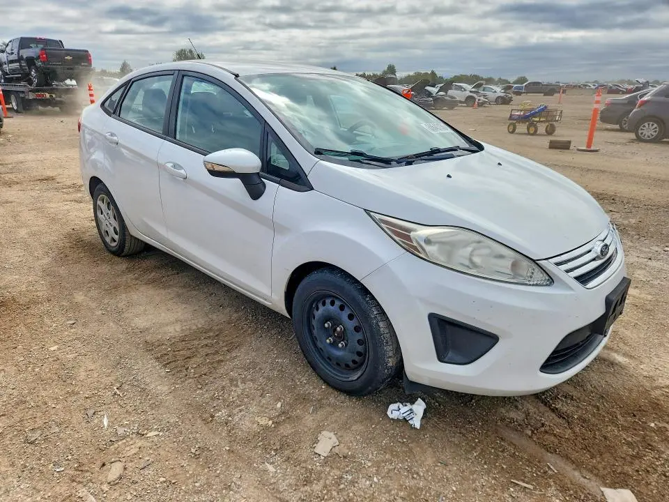 2013 FORD FIESTA SE  