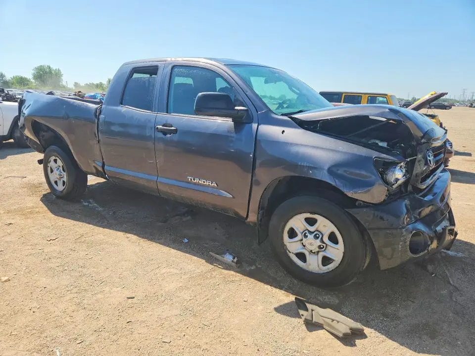 2011 TOYOTA TUNDRA DOUBLE CAB SR5  