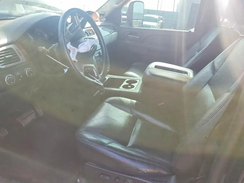 2012 GMC SIERRA K2500 SLT  