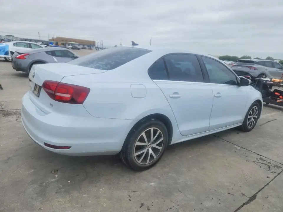 2017 VOLKSWAGEN JETTA SE  